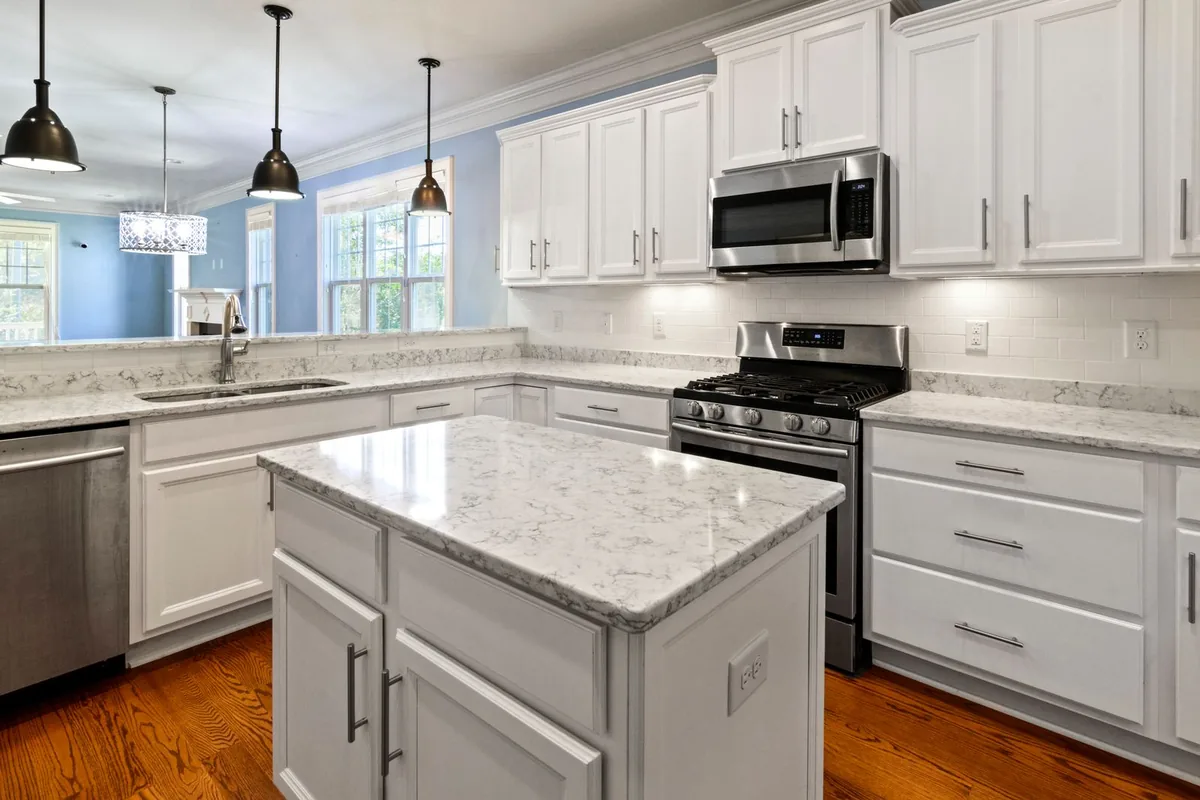 Filth & Squalor Cleanup in Roslyn Estates, NY